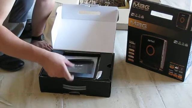 ZOTAC MAG NS01 UNBOXING