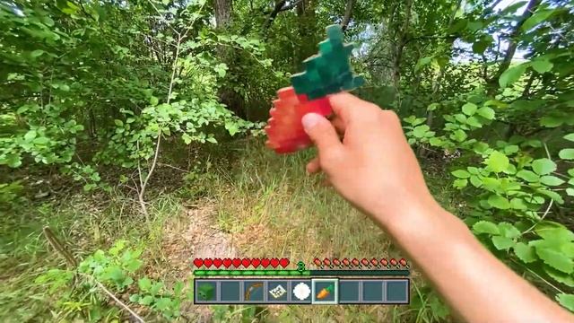 Minecraft in Real Life POV CRAFTING DIAMOND GOD SWORD Realistic Minecraft RTX Animation 創世神第一人稱真人版