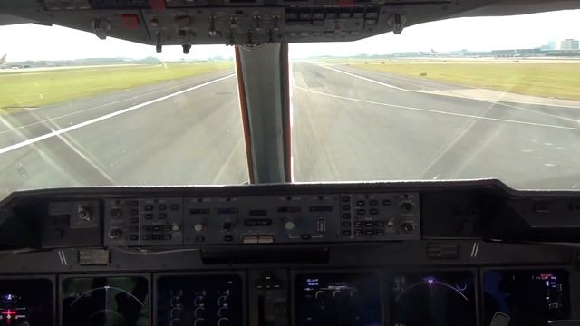 Martinair MD-11 Take-Off Amsterdam Schiphol - Cockpit View
