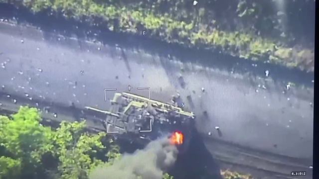 M1A1 Abrams, брошенный укронацистами после его поражения FPV-дронами
