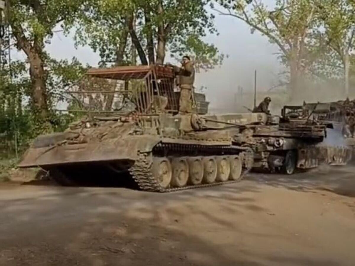 Американский танк Абрамс, подбитый ВС России, везут в Москву. Видео, которое не может не радовать