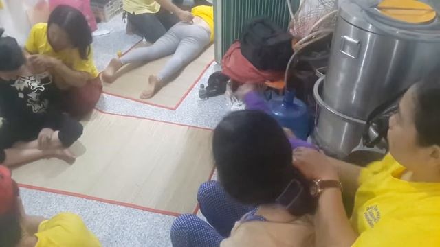BẤM HUYỆT KHỚP CỔ VÀ KHỚP VAI CÁNH TAY XOA BÓP TRỊ LIỆU A DI ĐÀ PHẬT
