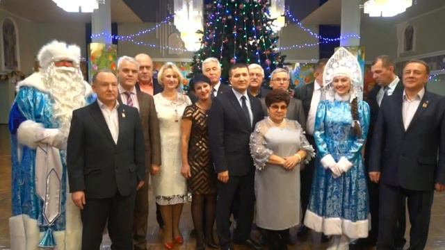 "С НОВЫМ ГОДОМ!". Пожелания от депутатов Собрания ЗГО