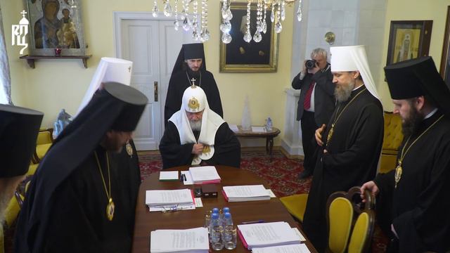 Святейший Патриарх Кирилл возглавил заседание Архиерейского совета Московской митрополии