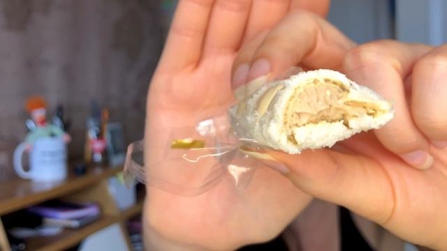 Coconut Kinder Bueno review - is this as good as it sounds?
