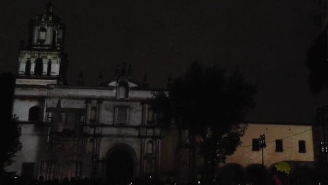 DÍA DE MUERTOS EN COYOACÁN - VIDEO MAPPING - День мертвых видео мэппинг - CIUDAD DE MÉXICO FULL HD
