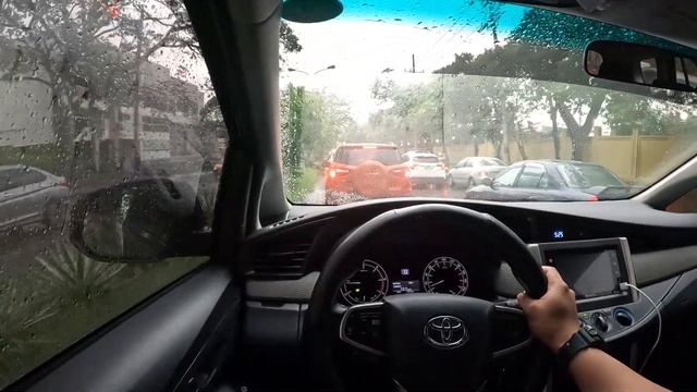 KAMUSTA SI TOYOTA INNOVA E | TAGALOG