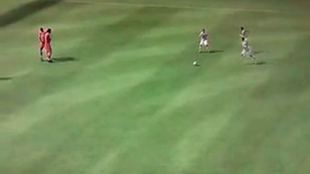 Fifa 10 Demo - Amazing Free Kick (Broadcast Cam)