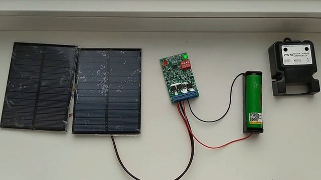 Солнечная батарея с PWM контроллером.