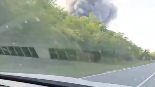 Белгородская область,Ютановка. ВСУ взорвали емкости с ГСМ.