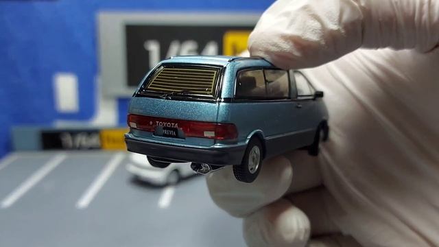 Gaincorp Product GCD 1/64 Toyota Previa
