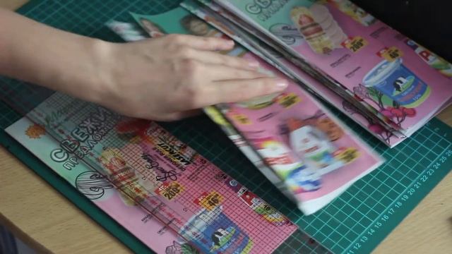 Плетение из бумажной лозы- Как я кручу трубочки из магазинной рекламы