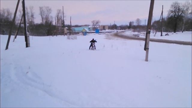 МОТОЦИКЛ МИНСК ЭТО ВЕЩЬ ! ЗИМНИЕ ПОКАТУШКИ ПО СНЕГУ (ПРИКОЛЫ)