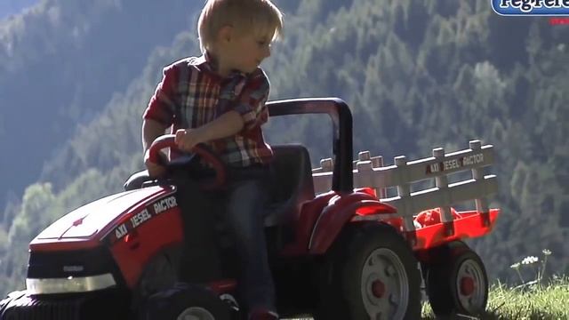 Maxi Diesel Tractor Peg-Perego.