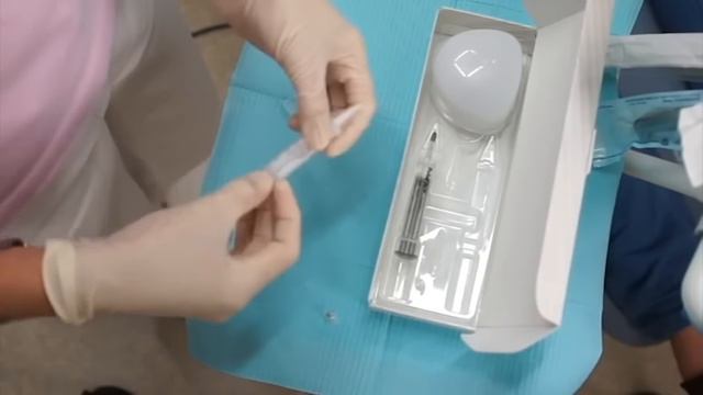 Как происходит отбеливание зубов
