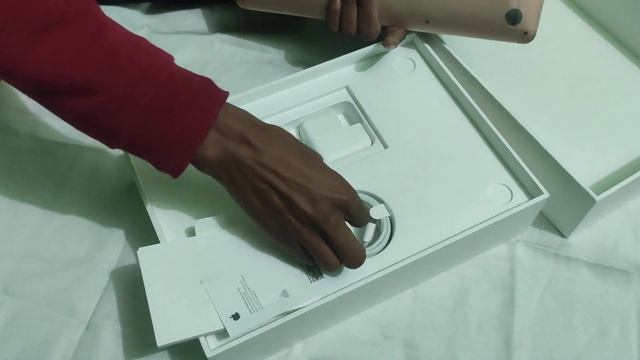 Macbook M1 256GB Unboxing