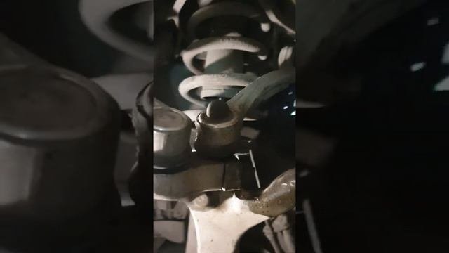 Замена поворотного кулака AUDI A6
