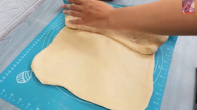 Found a fast way to make puff pastry butter bread! No machine! No freezing