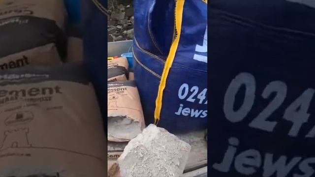 Mixing Sand And Cement #sandandcement#mixing#plasterer #plastering #howtomix#render#rendering
