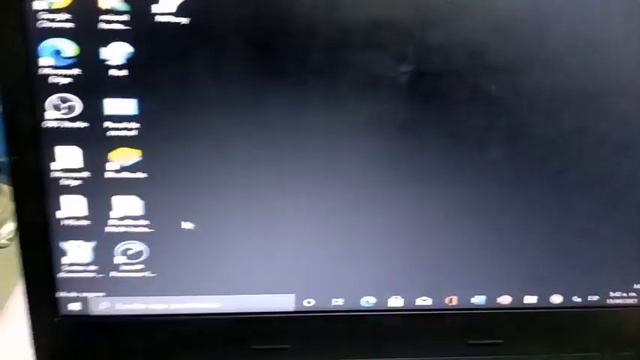 La pantalla de mi computador PARPADEA en Windows 10 Solución 2022