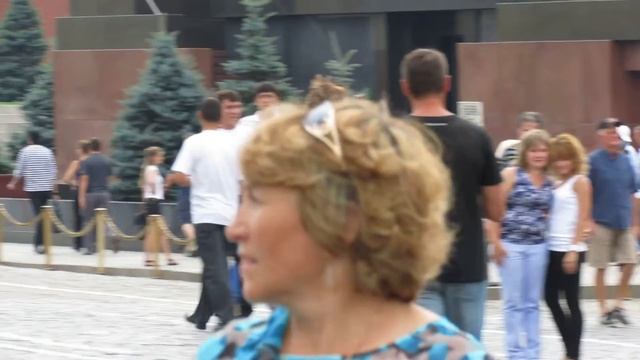 The Kremlin wall Spassky tower Chiming clock Nikolsky tower - Red Square Canon SX40 HS zoom demo