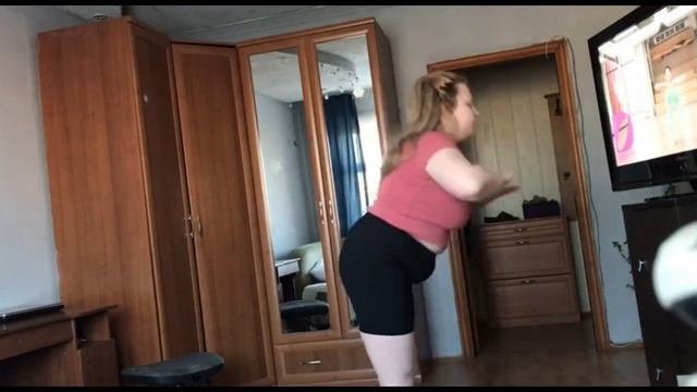 Уборка в будние Тренировка дома Привожу  тело в порядок