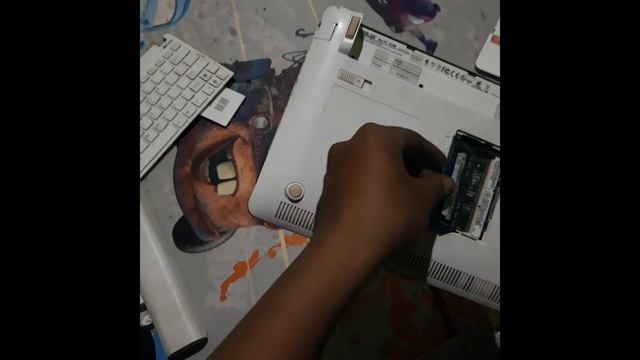 cara ganti mainboard asus Eee PC 1015b