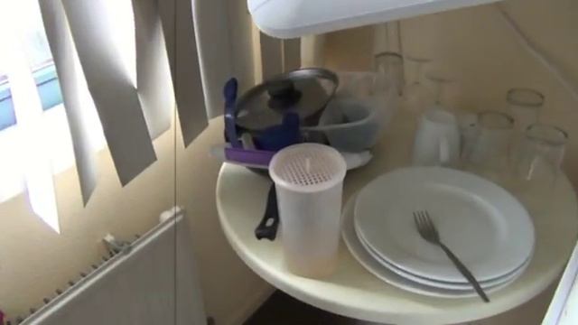 жись в нидерландах. серия 1 - хата