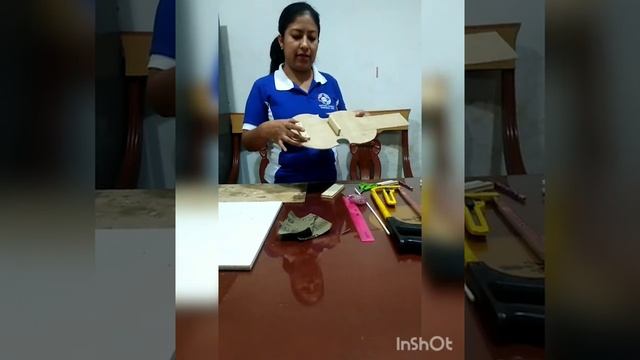 Como hacer un violin con material reciclado.