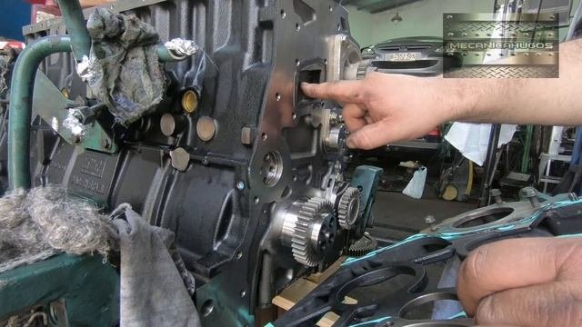 Armar Motor Volvo Mwm  (puesta A Punto De La  Distribución)