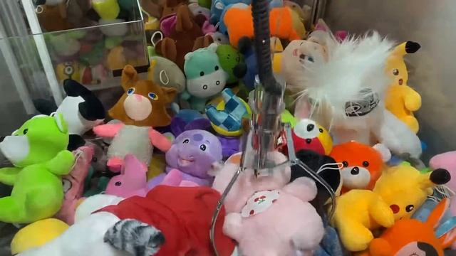 ВЫИГРАЛИ КУЧУ ПРИЗОВ В АППАРАТЕ ХВАТАЙКА  ДАВНО ТАКОГО НЕ БЫЛО!!!