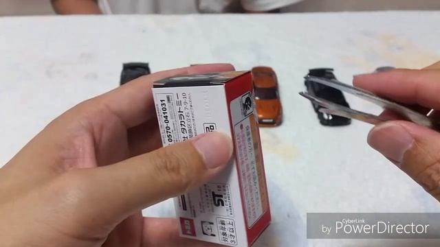July 2019 TOMICA 【nissan GT-R NISMO 2020 model】トミカをさっそく開けてみよう!(2019年7月のトミカ)