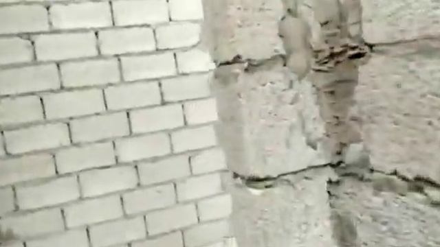 Внутри дома до стяжки и штукатурки
