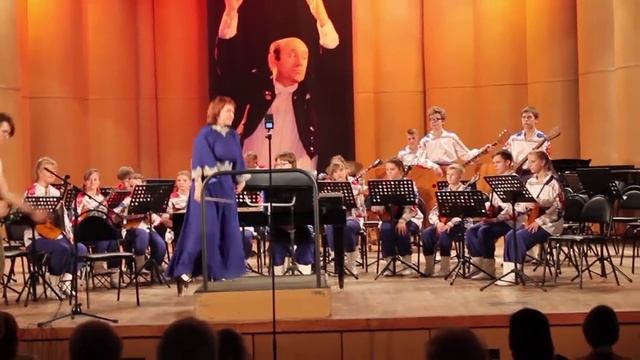 Марш-гротеск" - Белецкий-Розанова; Г.Ермоченков "Земля Аистов"; И.Фролов "Испанская фантазия", А.Шал