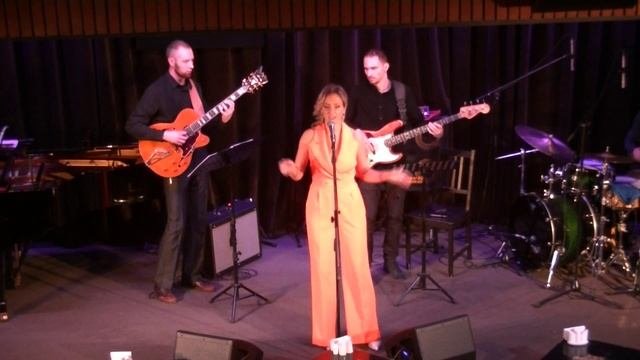 Клуб "Бутмана" Поет Глушкова Татьяна ,Глушкова Мария (Преподаватель Толстая Надежда)