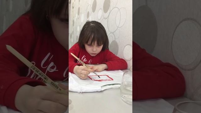 Рисуем на футболке