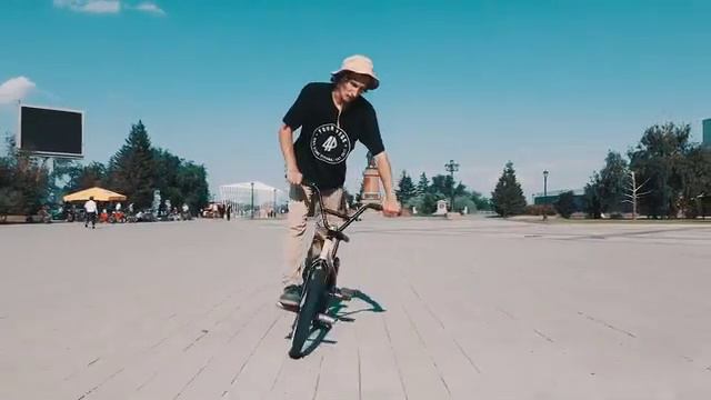 Oleg Efimov - short interview & bmx riding from 2020 ENG SUB