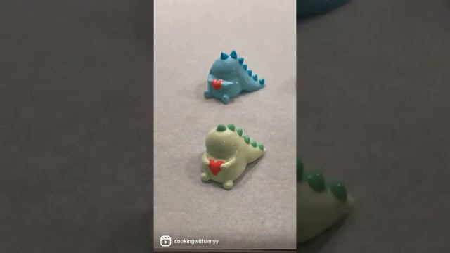 Adorable Animal Meringue Cookies Float in a Cup   ViralHog