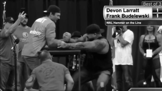 Devon Larratt Breaks Frank Budelewski`s Finger