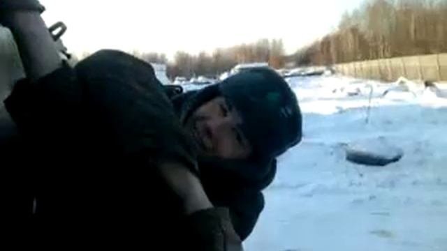 Солдат попался на крючок