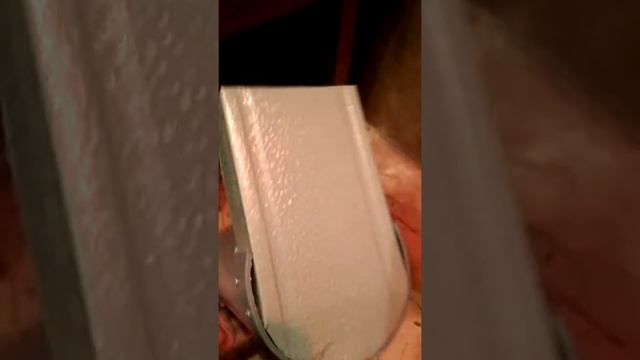 Бункерная кормушка в клетке новый образец.