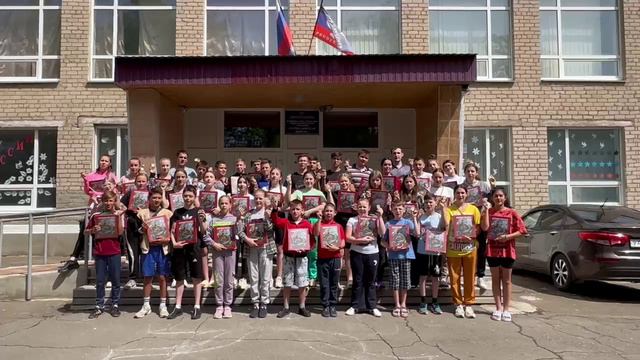 Школьники Тельманово благодарят регион-шеф за подарки