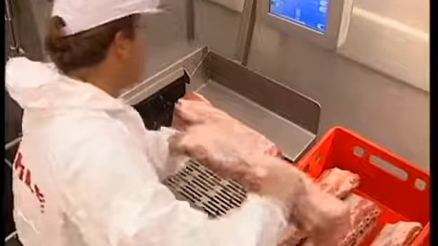 Инъектор Ruhle в процессе работы