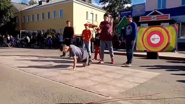 Федерация Брейк-Данса г.Канска B-action (День Города 2019)