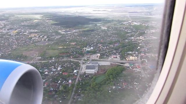 26.05.2015. Рейс Москва - Пермь. Посадка в Перми Боинг-737-800.