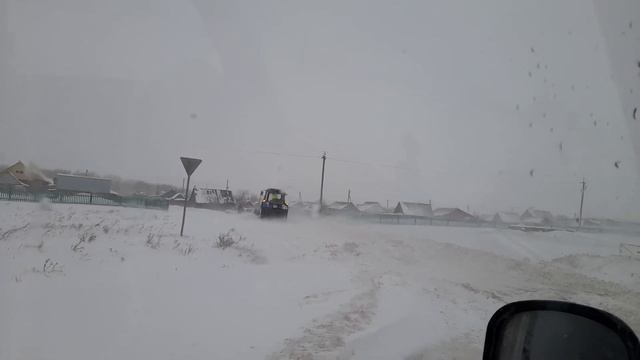 Стройка продолжается. "Колдуем" над душевой.  Зима и метели у нас.  Почти доделали ванную!!!