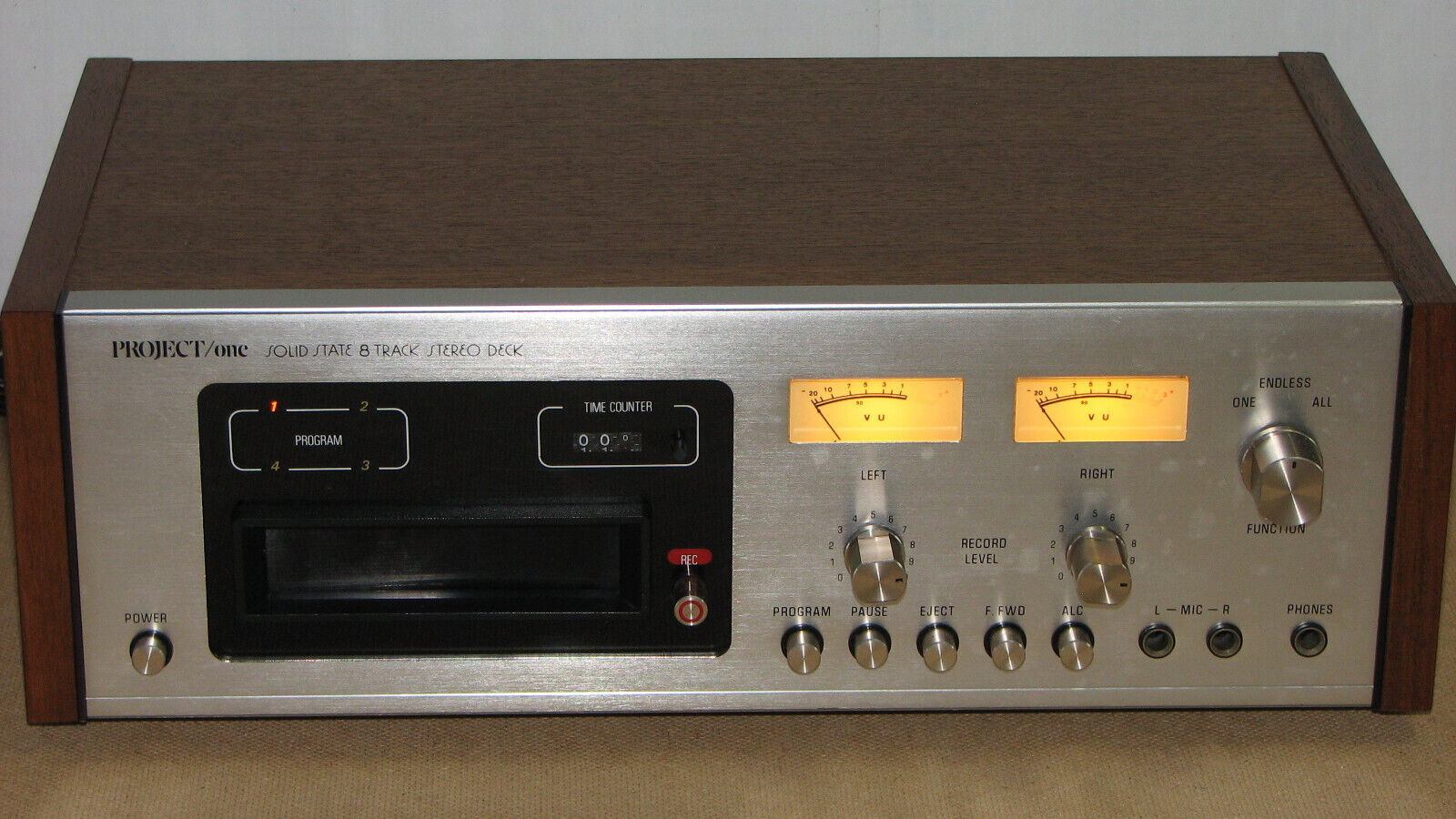 8-дорожечный стереопроигрыватель-магнитофон Vintage Project One TRP-870 Stereo -Япония