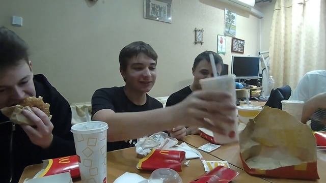 Заказываем мак во время войны. почти все мак меню