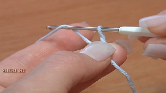 How to Crochet Slipknot for Beginners Урок 3 Как выполнить начальную петлю крючком для вязания.