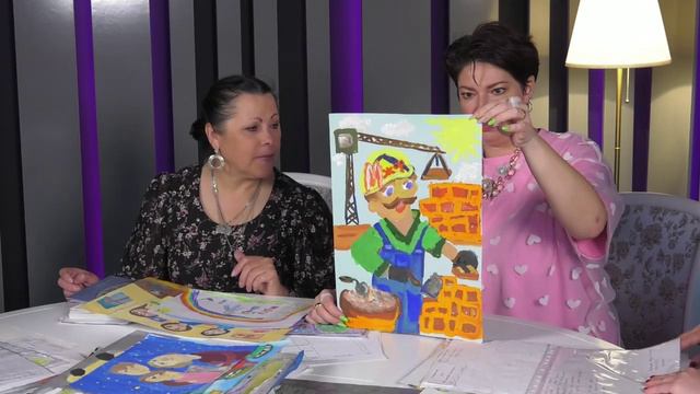 Комиссия подвела итоги конкурса рисунков «Абака-большая семья»